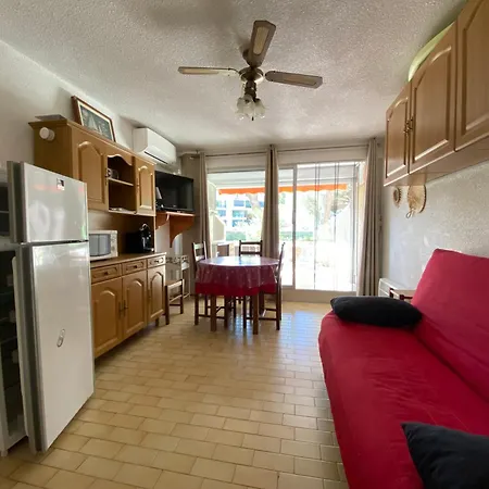 Sol-y-days Amigos: Garden-level With Terrace Near Apartment